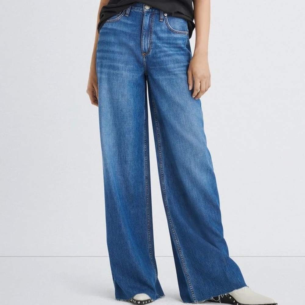 Rag & Bone Featherweight Logan Wide-Leg Jean, size 25